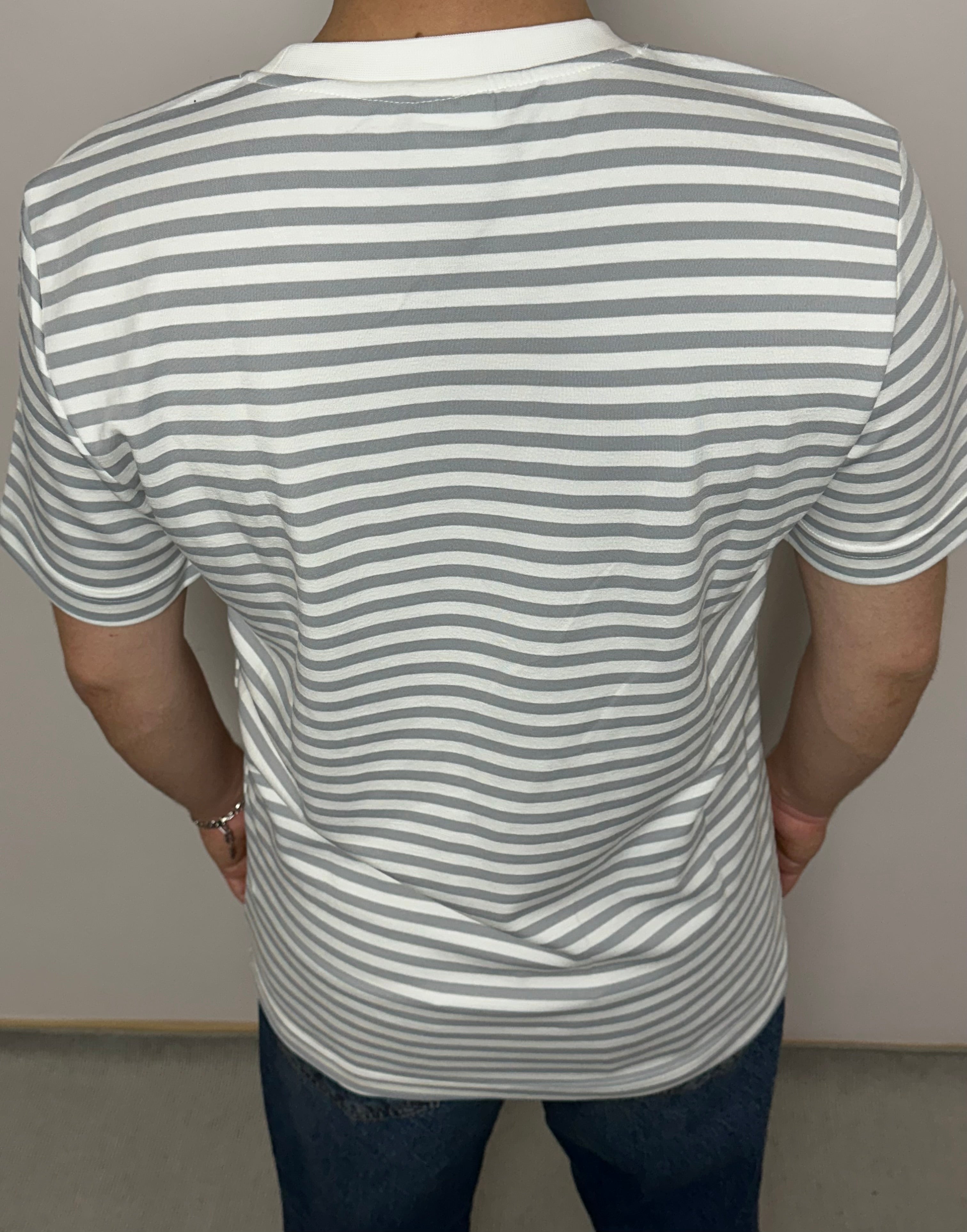 Açık Gri Çizgili Erkek T-Shirt
